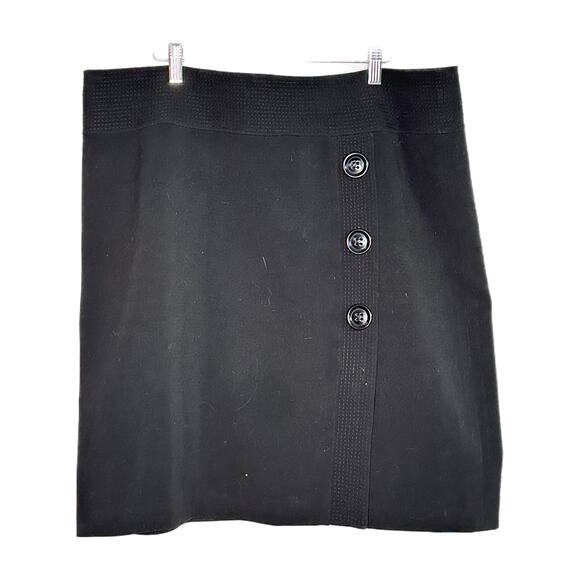 Talbots Black Mini Skirt with Buttons, Size 18, Pre-owned - Picture 1 of 5